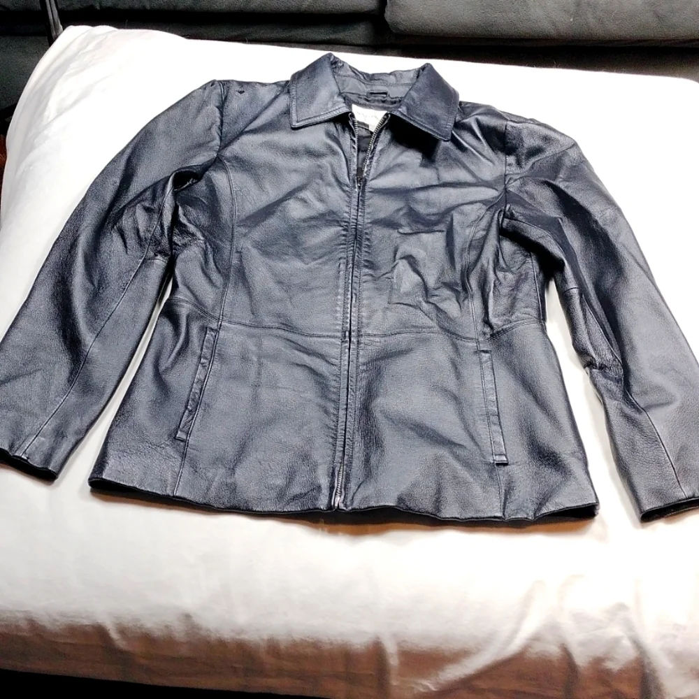 Worthington genuine leather women's jacket size small